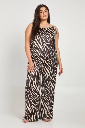 boohoo Dam Plus Pyjamasset Med Zebramönster Linne Och Byxor | Storlek 48