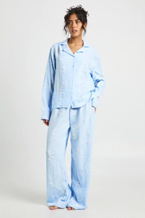 boohoo Dam Frukosttryck Texturerad Långärmad Skjorta & Byxor Pyjamas 3-delars Set | Baby Blue | Storlek 34