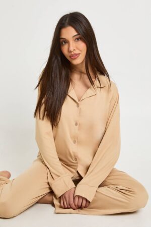 boohoo Dam Mjuk touch-knappad skjorta- och byxpjamaset | Beige | Storlek 34