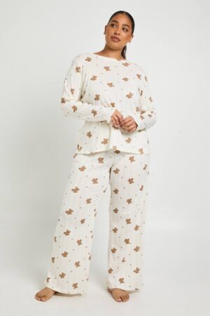 boohoo Dam Plus Pointelle med björntryck långärmad topp & byxpijama set | Cream | Storlek 44