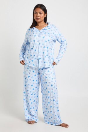 boohoo Dam Plus Polka Dot Bow Print Long Sleeve Shirt & Trouser Pyjama Set | Blue | Storlek 44