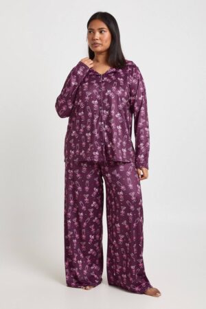 boohoo Dam Plus Rosetter och Cocktails Tryck Långärmad Skjorta & Byxa Pyjamas Set | Burgundy | Storlek 44