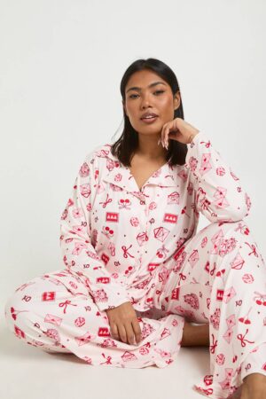 boohoo Dam Plus Tårtmönstrad Långärmad Skjorta & Byxor Pyjamas Set | Pink | Storlek 44