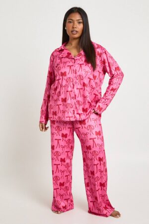 boohoo Dam Plus rosetttryck långärmad pyjamas-set med byxor | Pink | Storlek 44