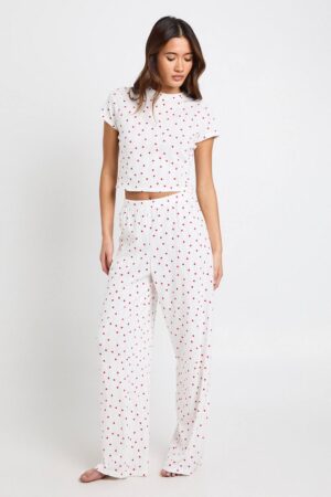 boohoo Dam Pointelle Heart Print Baby T-Shirt & Wide Leg Trouser Pyjama Set | White | Storlek 34