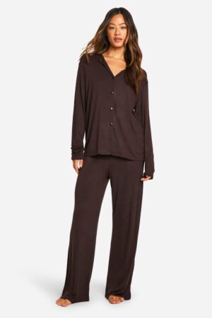 boohoo Dam Tall pyjamas med långärmad skjorta & byxor | Chocolate | Storlek 36