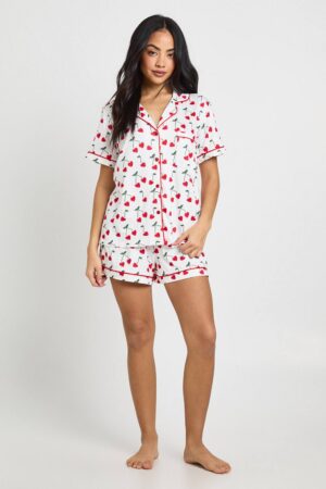 boohoo Dam Valentins Hjärta Körsbär Tryck Kortärmad Skjorta & Kort Pyjamas Set | White | Storlek 38