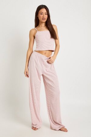 boohoo Dam Tall Soft Rib Stripe Cami & Trouser Pyjama Set | Baby Pink | Storlek 46