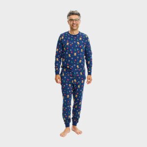 Julpyjamas för herr i ekologisk bomull, The Gingerbread Marinblå